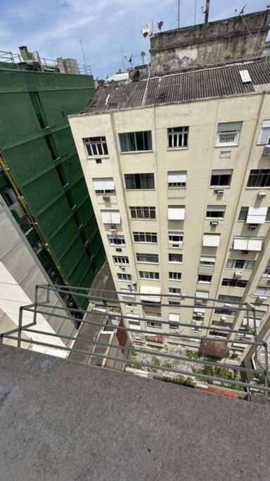 Apartemen Em Copacabana Na Quadra Da Praia! *