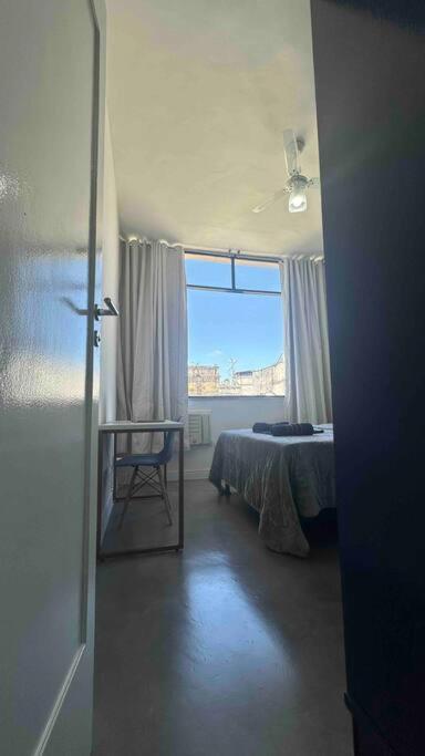 Em Copacabana Na Quadra Da Praia! Apartemen *